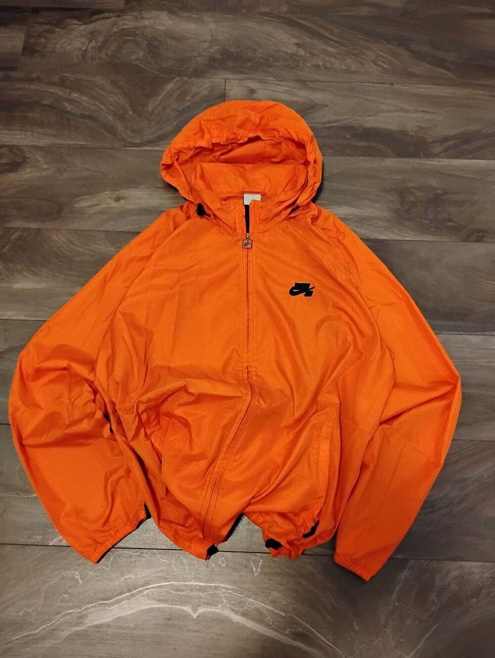 Nike SB Vintage Windbreaker Jacket Orange